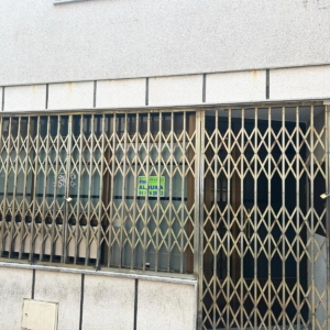 EDIFICIO CON BAR-PUB CENTRICO EN VILLAREJO Exp3450